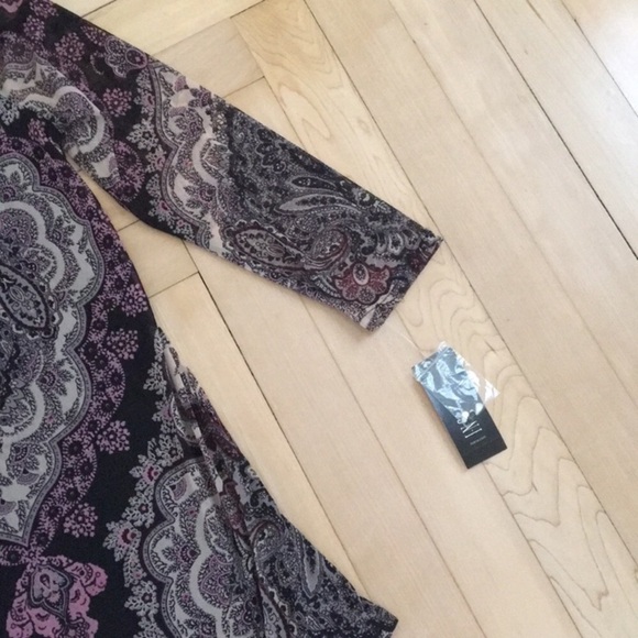 NWT I.N.C. Paisley Pattered Blouse Size Small - Picture 4 of 6